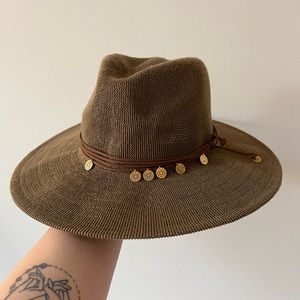 Wyeth - wide brim hat